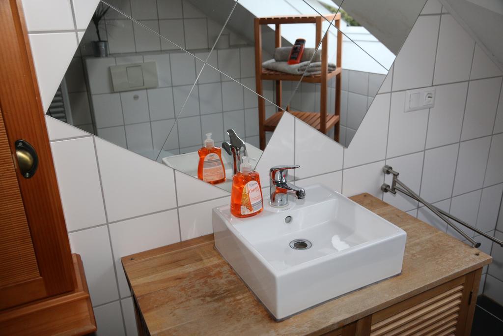 קרפלד Nadines Ferienwohnung מראה חיצוני תמונה