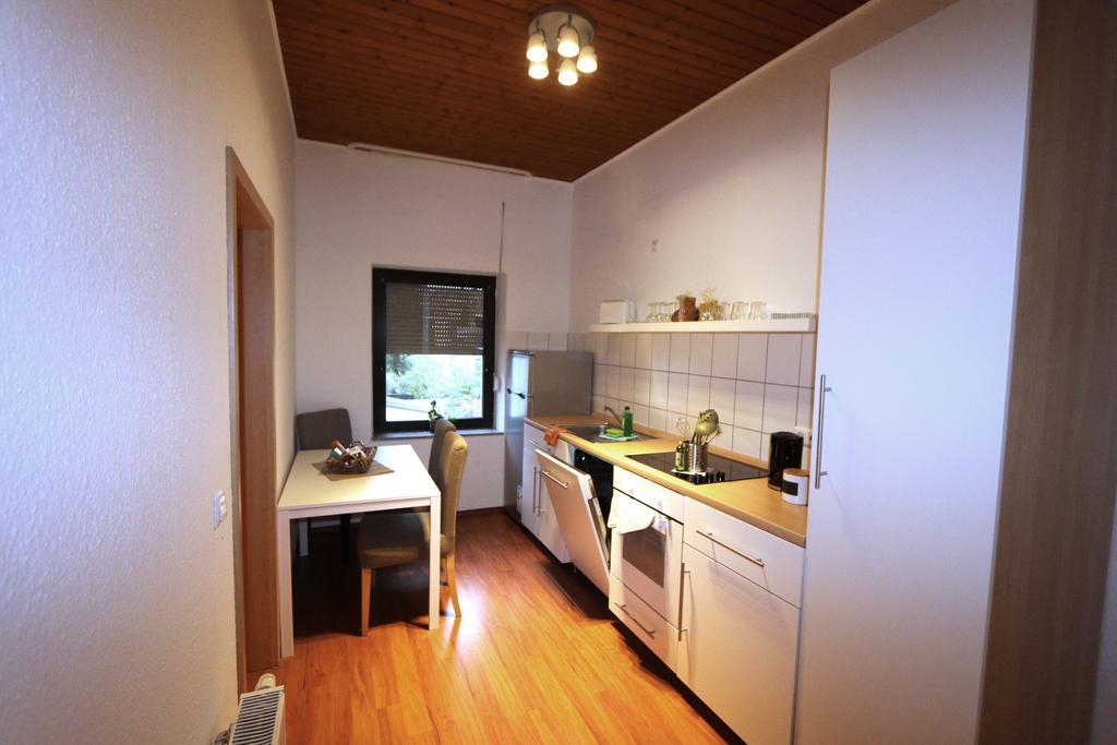 קרפלד Nadines Ferienwohnung מראה חיצוני תמונה
