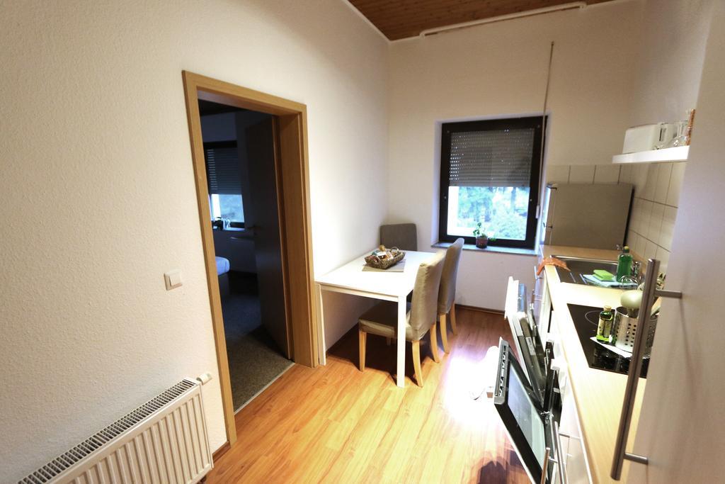 קרפלד Nadines Ferienwohnung מראה חיצוני תמונה