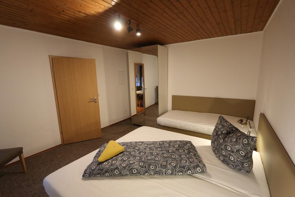 קרפלד Nadines Ferienwohnung מראה חיצוני תמונה
