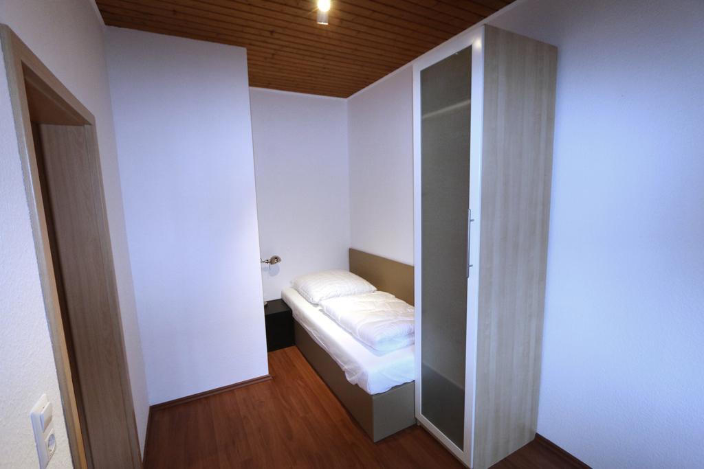 קרפלד Nadines Ferienwohnung מראה חיצוני תמונה