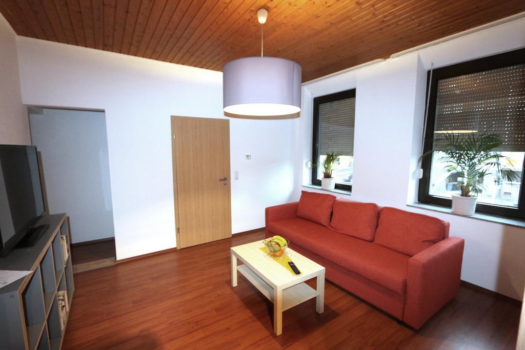 קרפלד Nadines Ferienwohnung מראה חיצוני תמונה