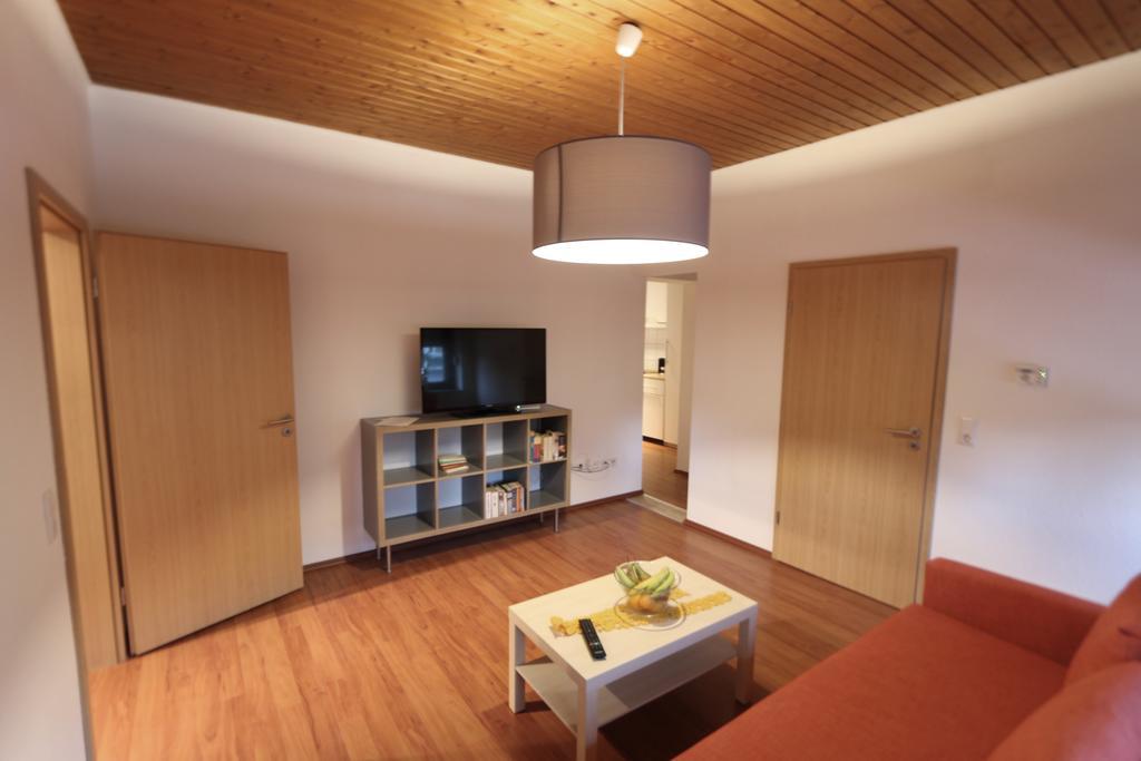 קרפלד Nadines Ferienwohnung מראה חיצוני תמונה
